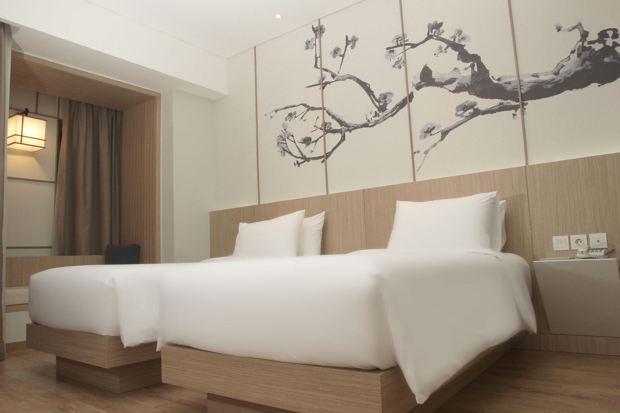 Hotel Santika Mega City Bekasi Exterior foto