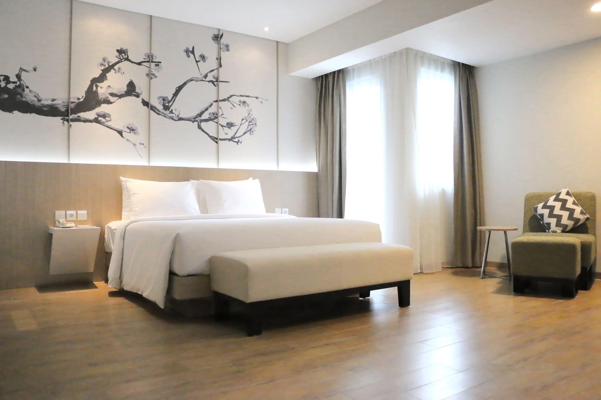 Hotel Santika Mega City Bekasi Exterior foto
